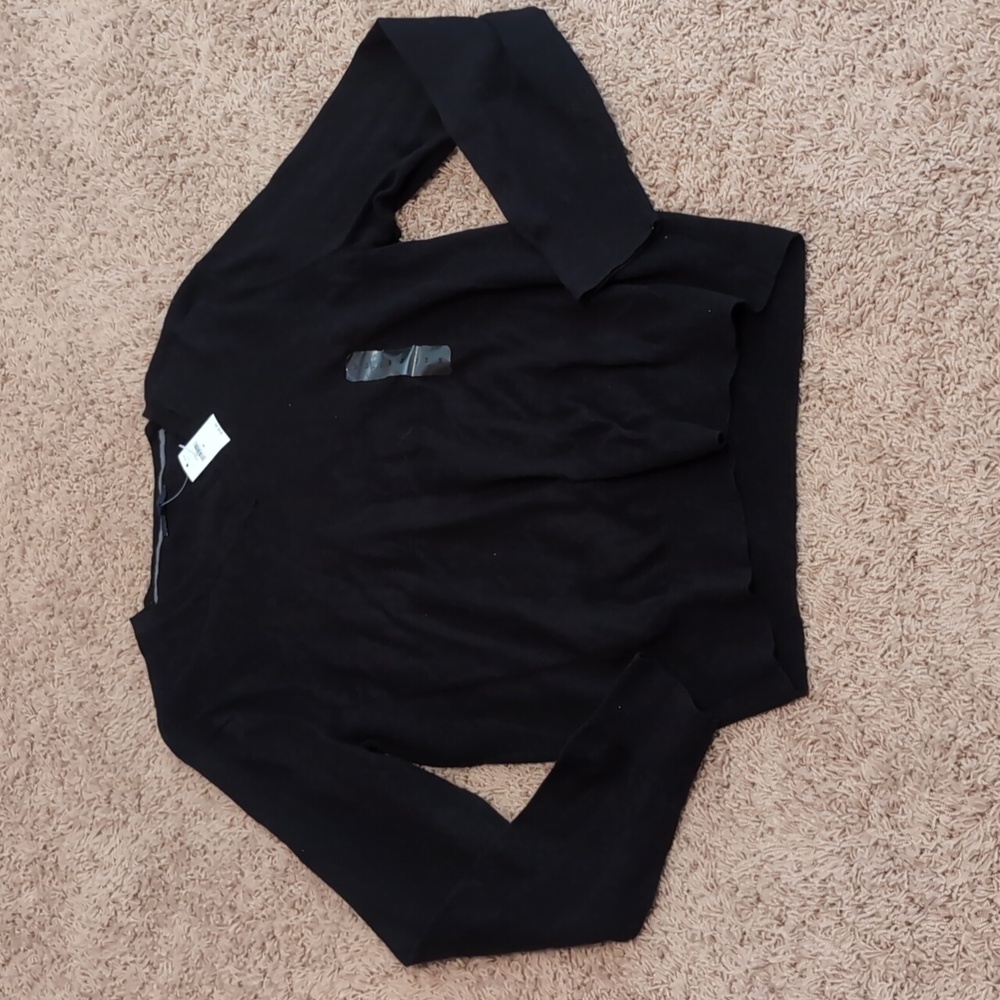 NWT Gap Black Medium Sweater